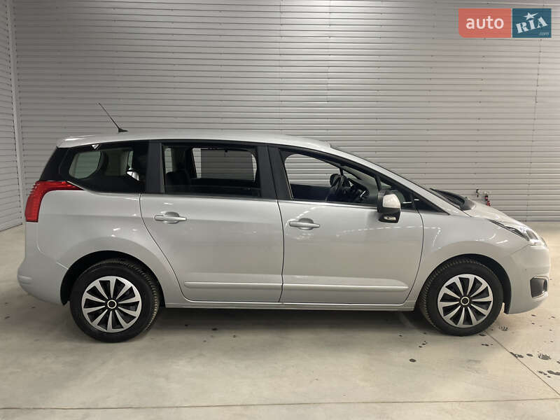 Микровэн Peugeot 5008 2014 в Стрые