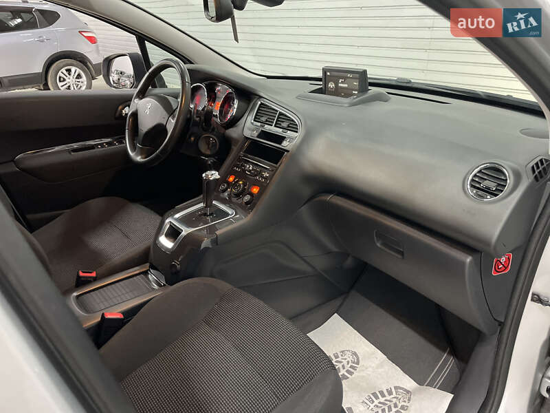 Микровэн Peugeot 5008 2014 в Стрые