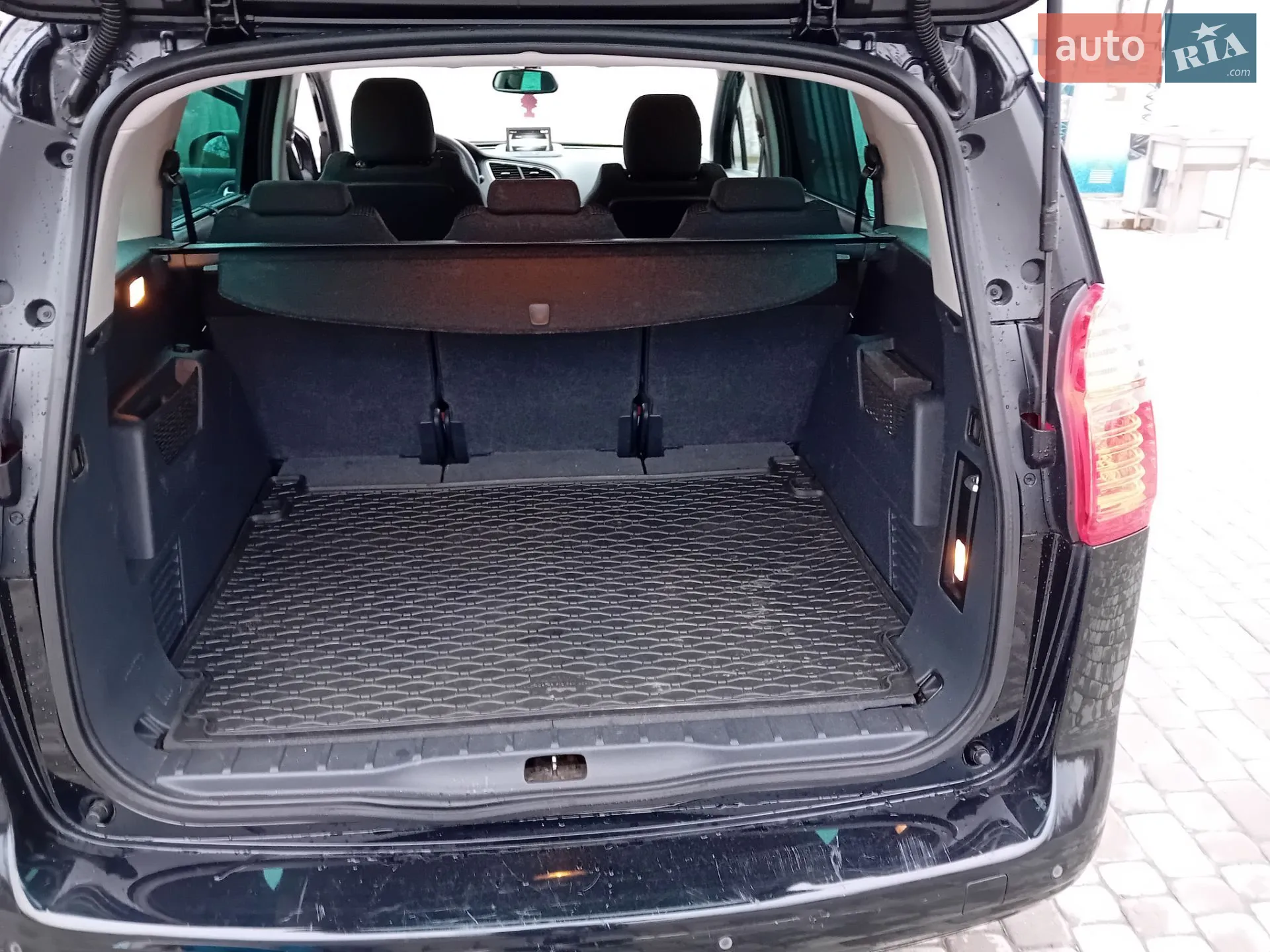 2013 Peugeot 5008 - мініатюра 18