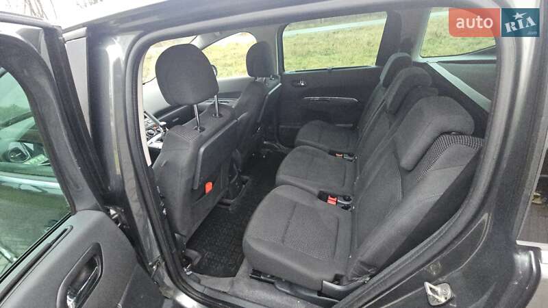 Микровэн Peugeot 5008 2014 в Виннице