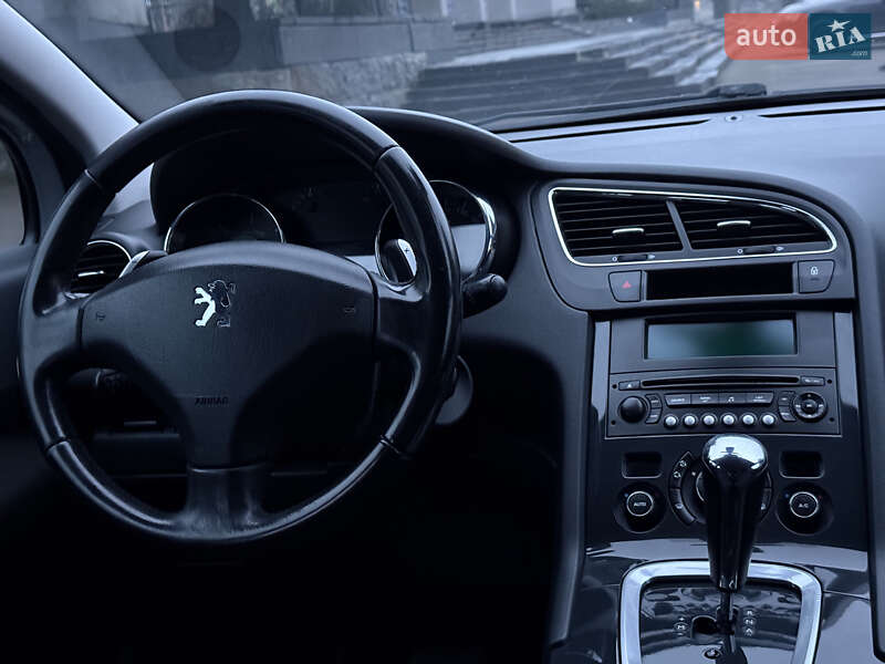 Мікровен Peugeot 5008 2010 в Рівному