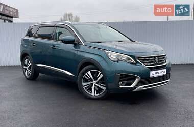 Внедорожник / Кроссовер Peugeot 5008 2017 в Киеве