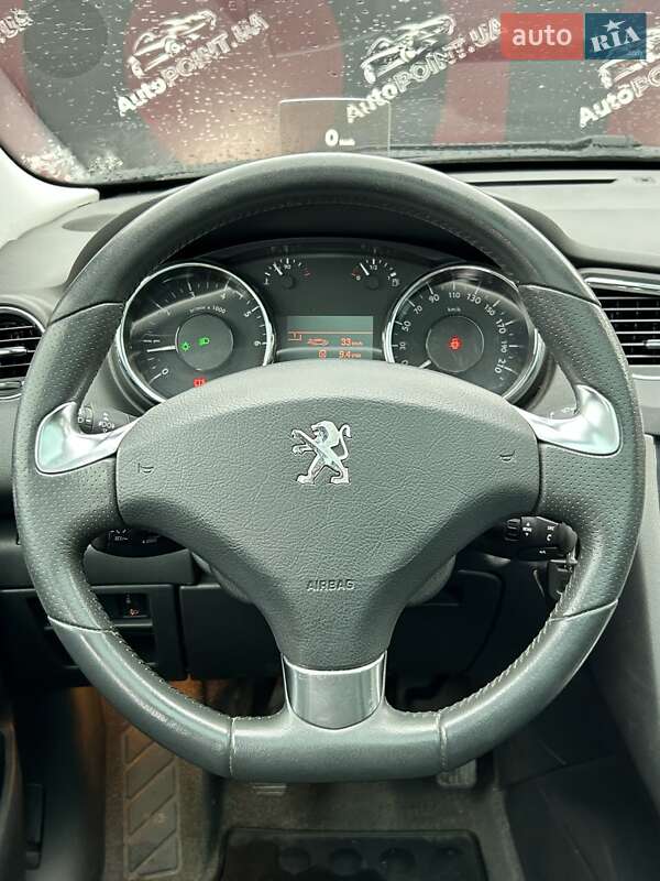 Мікровен Peugeot 5008 2013 в Сумах