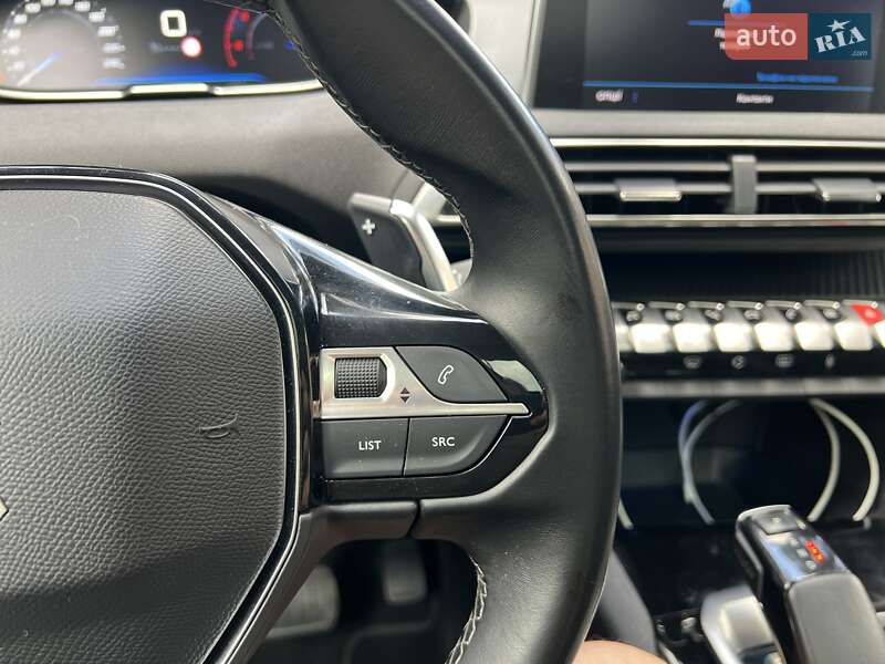 Внедорожник / Кроссовер Peugeot 5008 2019 в Львове