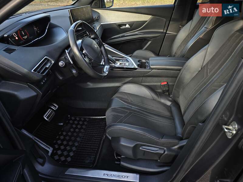 Внедорожник / Кроссовер Peugeot 5008 2021 в Калуше