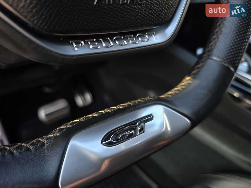 Внедорожник / Кроссовер Peugeot 5008 2021 в Калуше