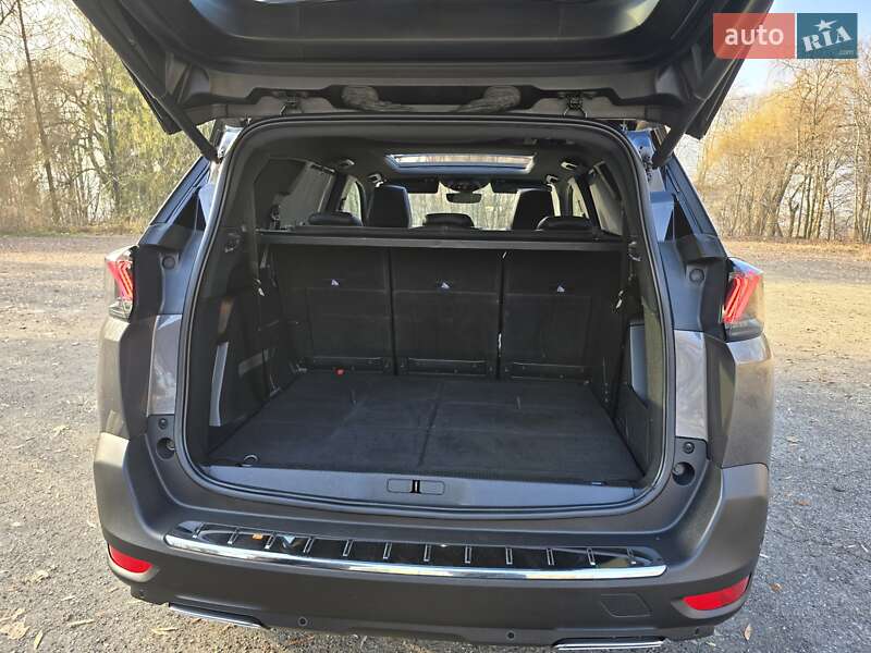 Внедорожник / Кроссовер Peugeot 5008 2021 в Калуше