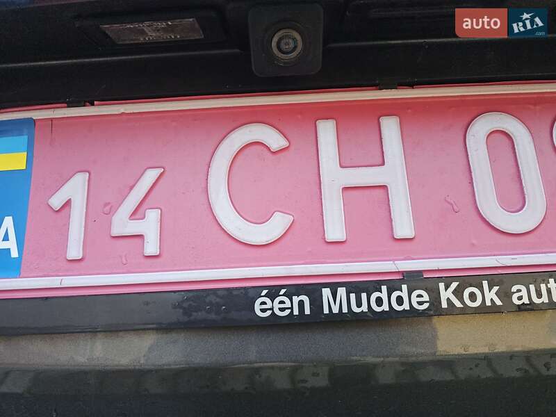 Позашляховик / Кросовер Peugeot 5008 2018 в Стрию