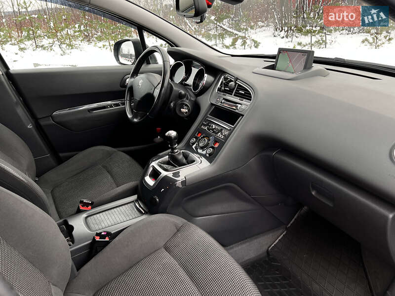 Микровэн Peugeot 5008 2014 в Львове фото 23 Микровэн Peugeot 5008 2014 в Львове