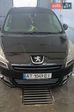 Микровэн Peugeot 5008 2010 в Калуше