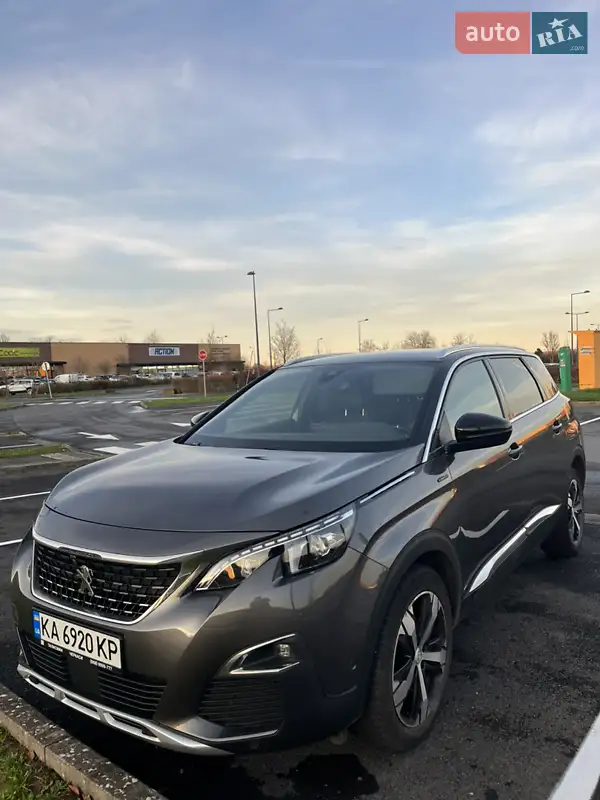 Peugeot 5008 2020
