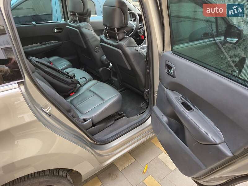 Микровэн Peugeot 5008 2010 в Кропивницком фото 2 Микровэн Peugeot 5008 2010 в Кропивницком