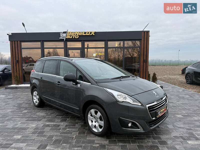 Микровэн Peugeot 5008 2015 в Коломые