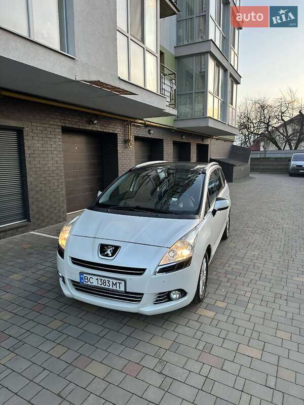 Мікровен Peugeot 5008 2011 в Луцьку