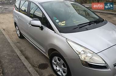 Микровэн Peugeot 5008 2010 в Львове