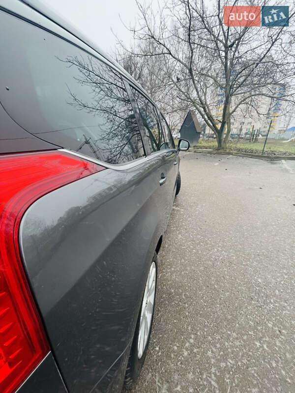 Микровэн Peugeot 5008 2013 в Конотопе