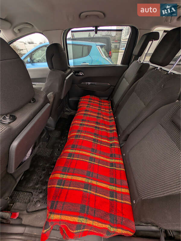 Мікровен Peugeot 5008 2011 в Івано-Франківську