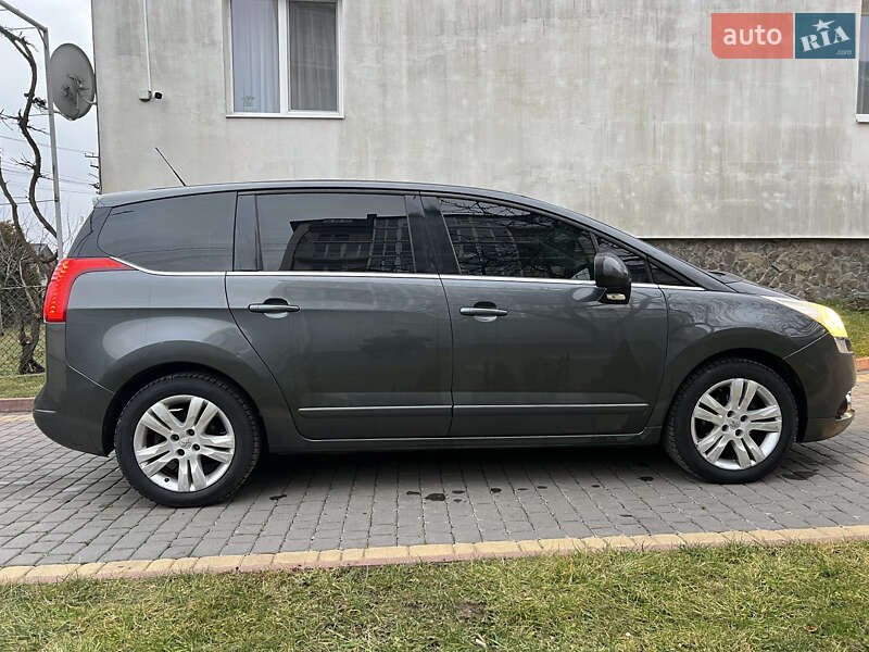 Мікровен Peugeot 5008 2009 в Львові