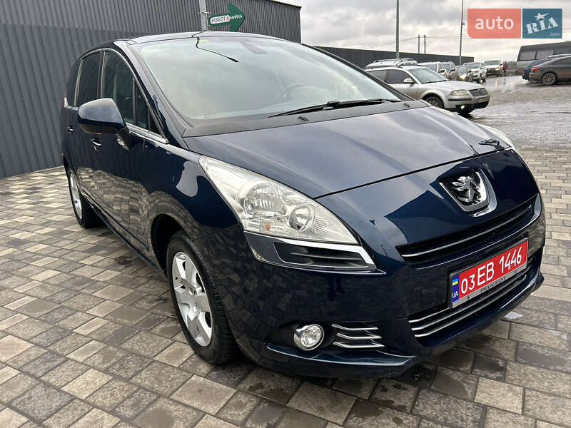 Мікровен Peugeot 5008 2011 в Полтаві