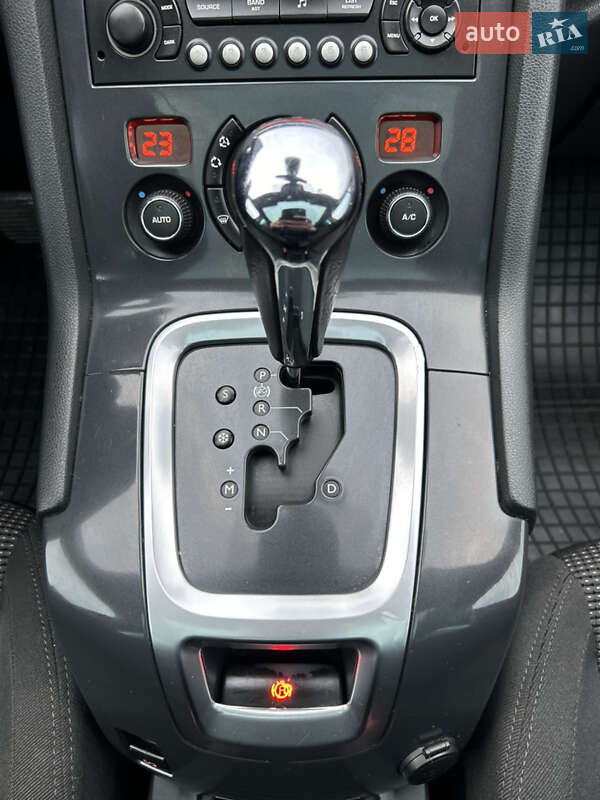 Мікровен Peugeot 5008 2011 в Полтаві