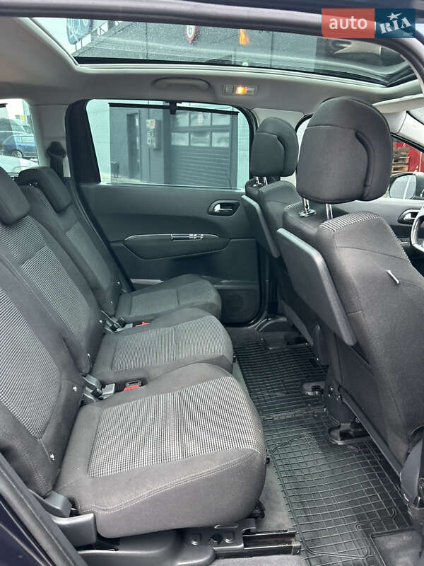 Мікровен Peugeot 5008 2011 в Полтаві
