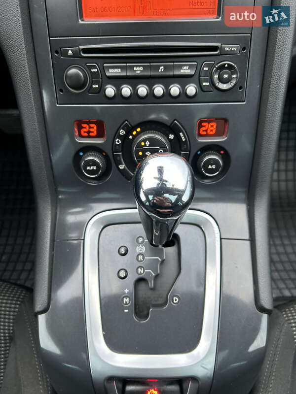 Мікровен Peugeot 5008 2011 в Полтаві