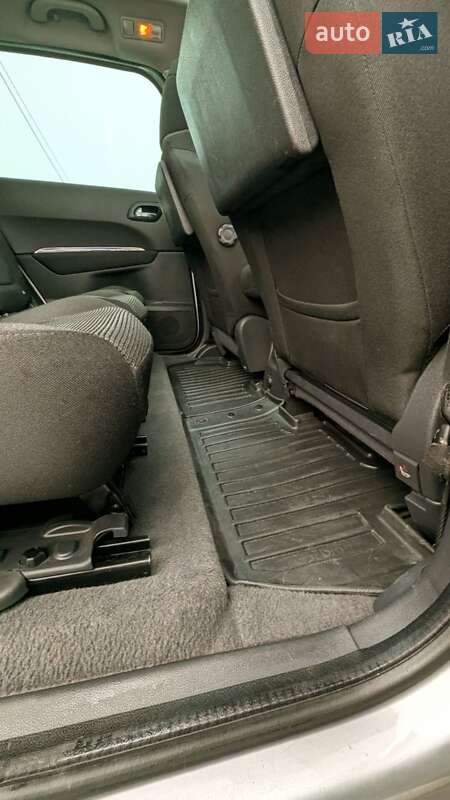 Мікровен Peugeot 5008 2011 в Івано-Франківську