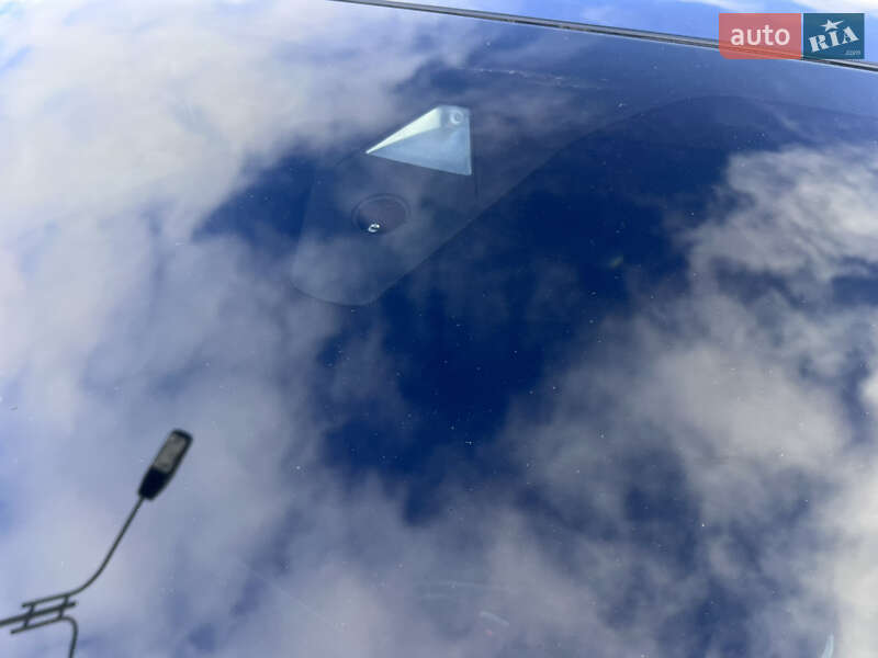 Позашляховик / Кросовер Peugeot 5008 2021 в Полтаві