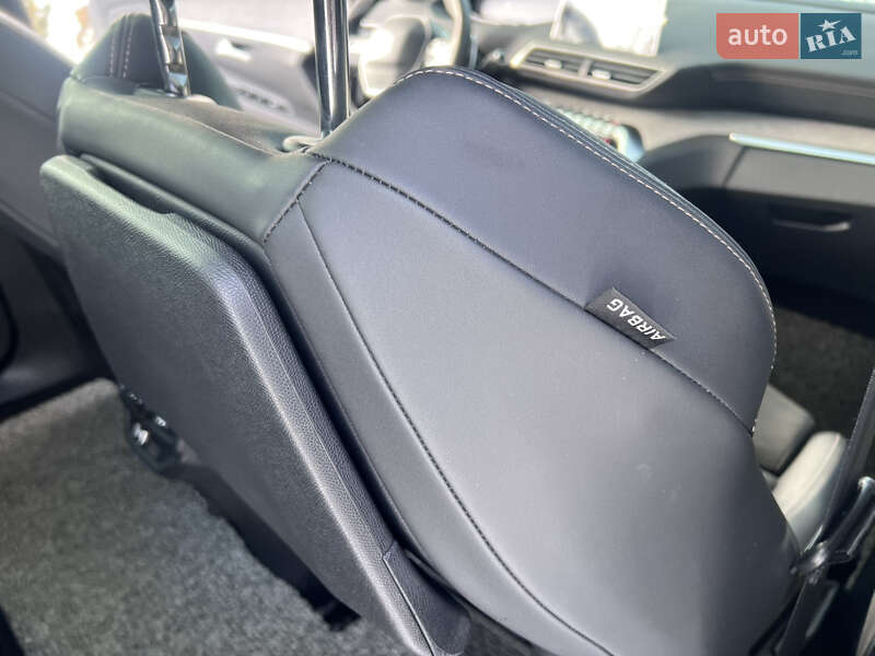 Позашляховик / Кросовер Peugeot 5008 2021 в Полтаві