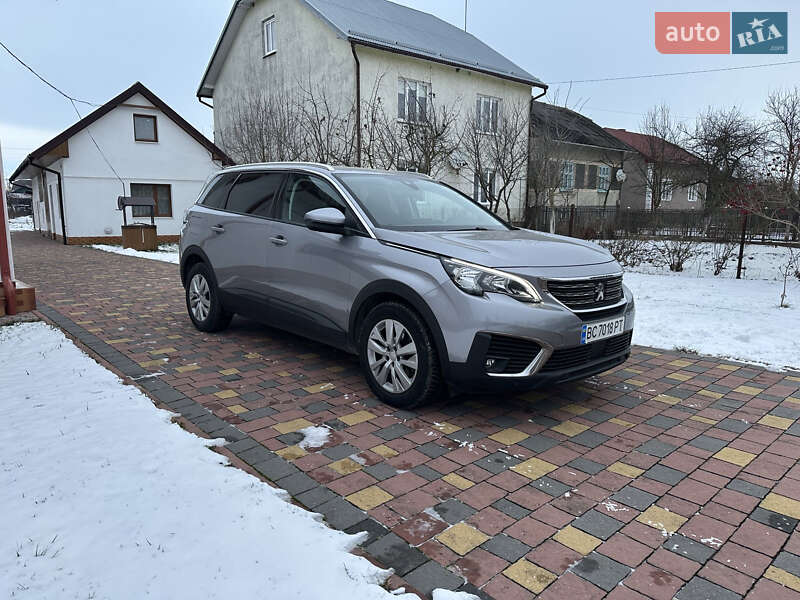 Позашляховик / Кросовер Peugeot 5008 2018 в Львові