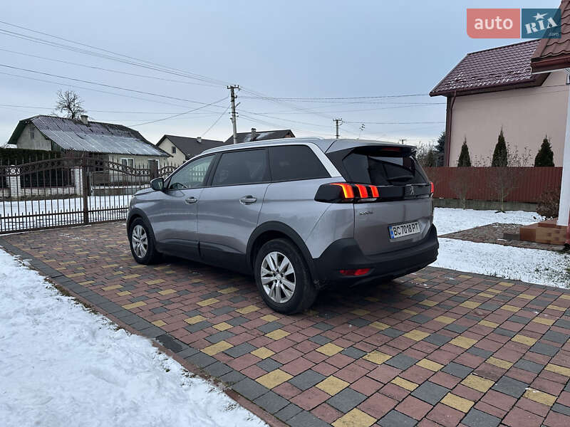 Позашляховик / Кросовер Peugeot 5008 2018 в Львові