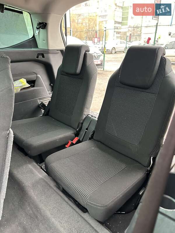 Микровэн Peugeot 5008 2012 в Сумах