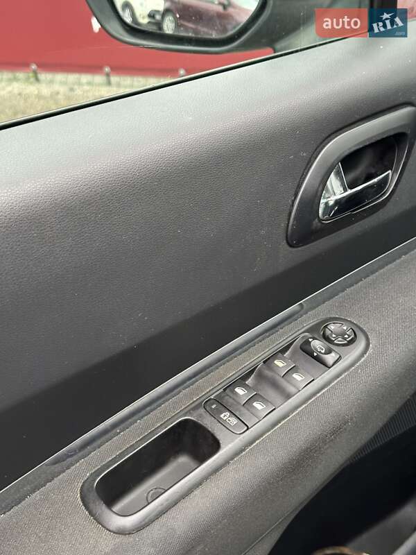 Микровэн Peugeot 5008 2012 в Сумах