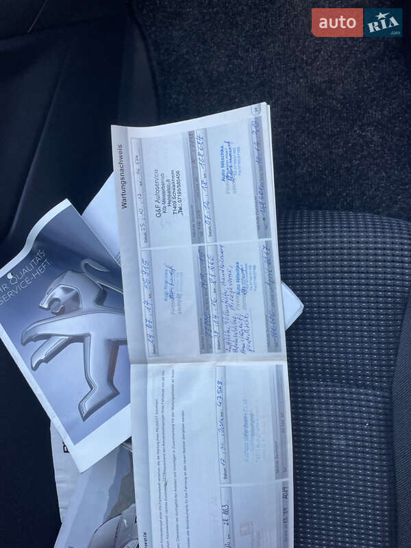 Микровэн Peugeot 5008 2010 в Почаеве