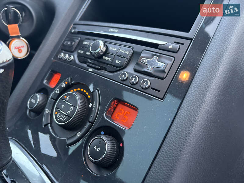 Микровэн Peugeot 5008 2011 в Львове фото 34 Микровэн Peugeot 5008 2011 в Львове