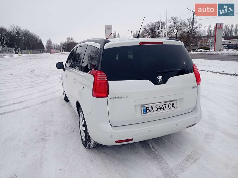 Микровэн Peugeot 5008 2011 в Кропивницком