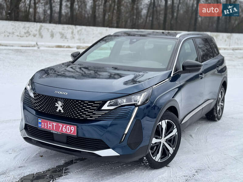 Peugeot 5008 2021
