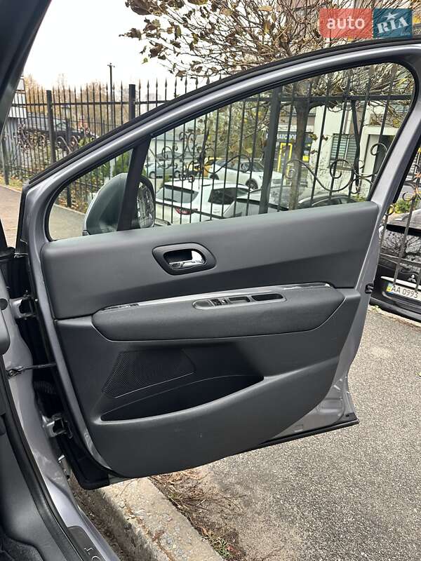 Мікровен Peugeot 5008 2014 в Києві