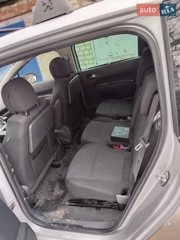 Микровэн Peugeot 5008 2009 в Харькове фото 22 Микровэн Peugeot 5008 2009 в Харькове