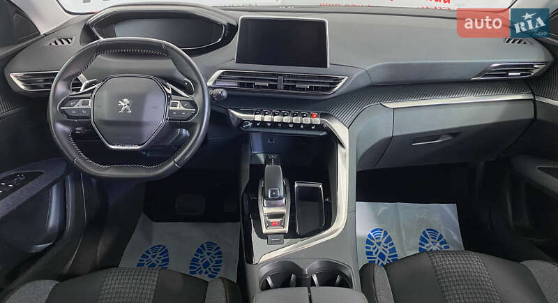 Внедорожник / Кроссовер Peugeot 5008 2020 в Львове