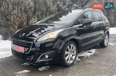 Микровэн Peugeot 5008 2014 в Самборе