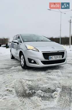 Микровэн Peugeot 5008 2014 в Львове