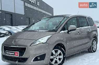 Микровэн Peugeot 5008 2014 в Львове