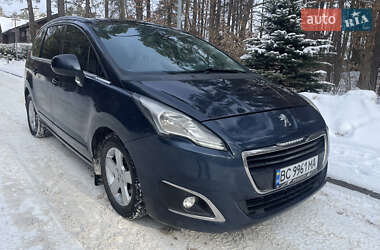 Микровэн Peugeot 5008 2014 в Львове