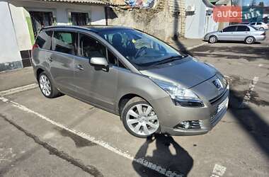 Микровэн Peugeot 5008 2010 в Кропивницком