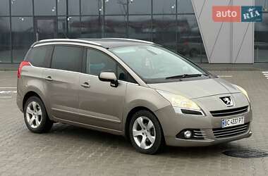 Мікровен Peugeot 5008 2011 в Ужгороді