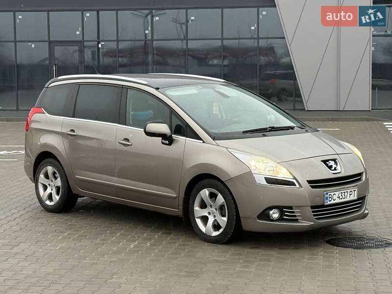 Peugeot 5008 2011 Peugeot 5008 2011