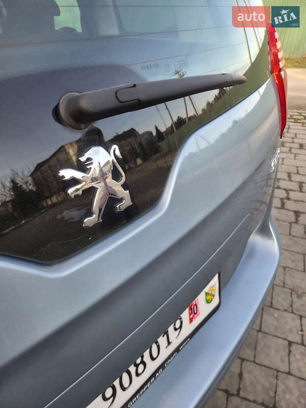 Микровэн Peugeot 5008 2010 в Львове фото 11 Микровэн Peugeot 5008 2010 в Львове