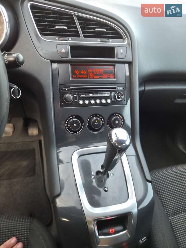 Микровэн Peugeot 5008 2010 в Львове фото 29 Микровэн Peugeot 5008 2010 в Львове