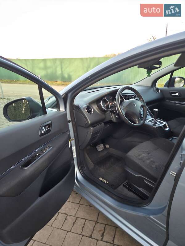 Микровэн Peugeot 5008 2010 в Львове фото 35 Микровэн Peugeot 5008 2010 в Львове